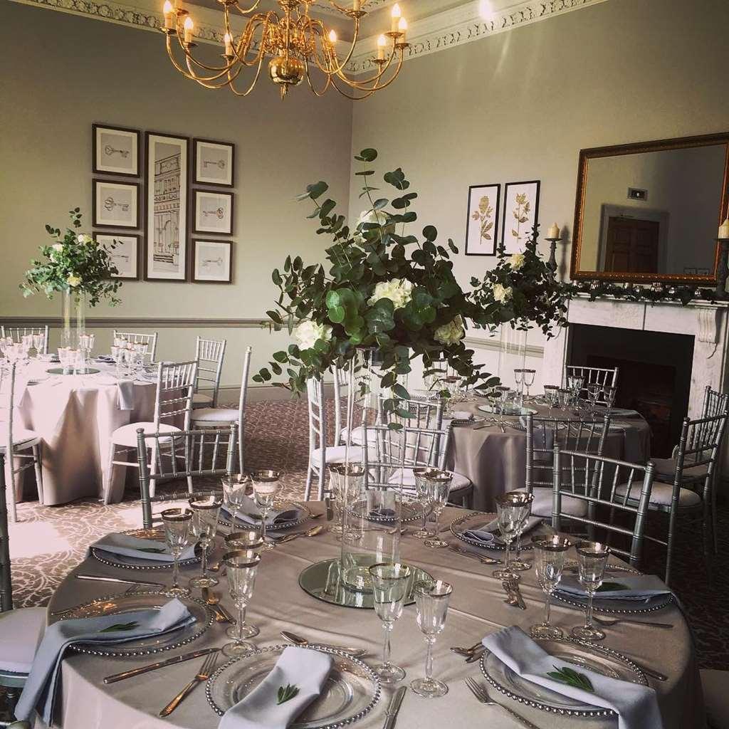De Vere Cranage Estate Holmes Chapel Servicios foto