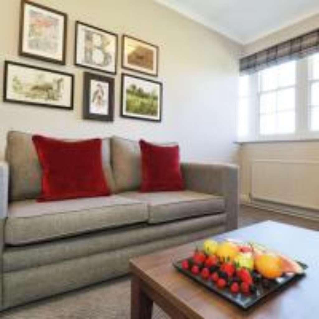De Vere Cranage Estate Holmes Chapel Habitación foto