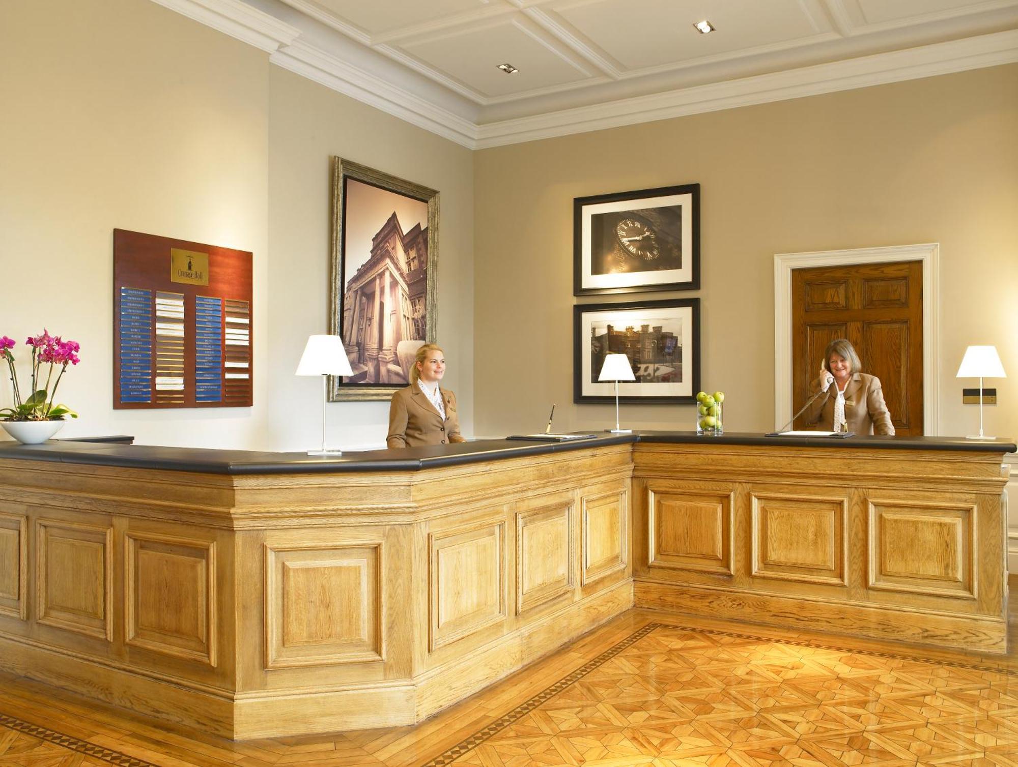 De Vere Cranage Estate Holmes Chapel Exterior foto